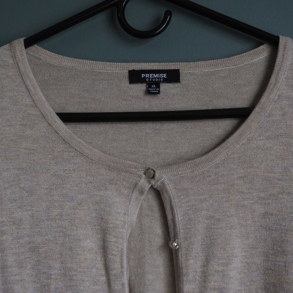 Premise Studio Beige 8 Button Lightweight Cardigan XL - Picture 5 of 7